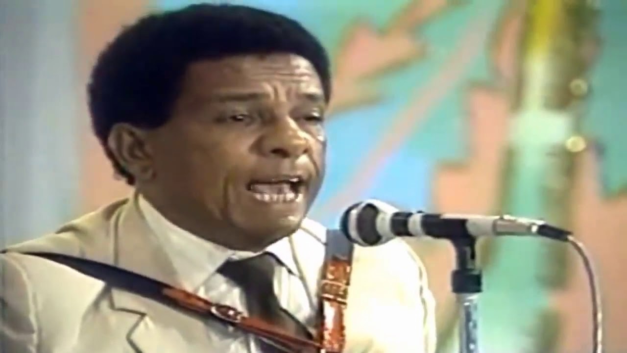 Los Corraleros   Los Sabanales Extended