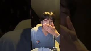 Missing Taeyongs Vlive Open