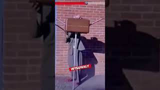 Walizka Z Zabezpieczeniem Przed Kradzieżą Z 1961 Roku Wraca Do Łask