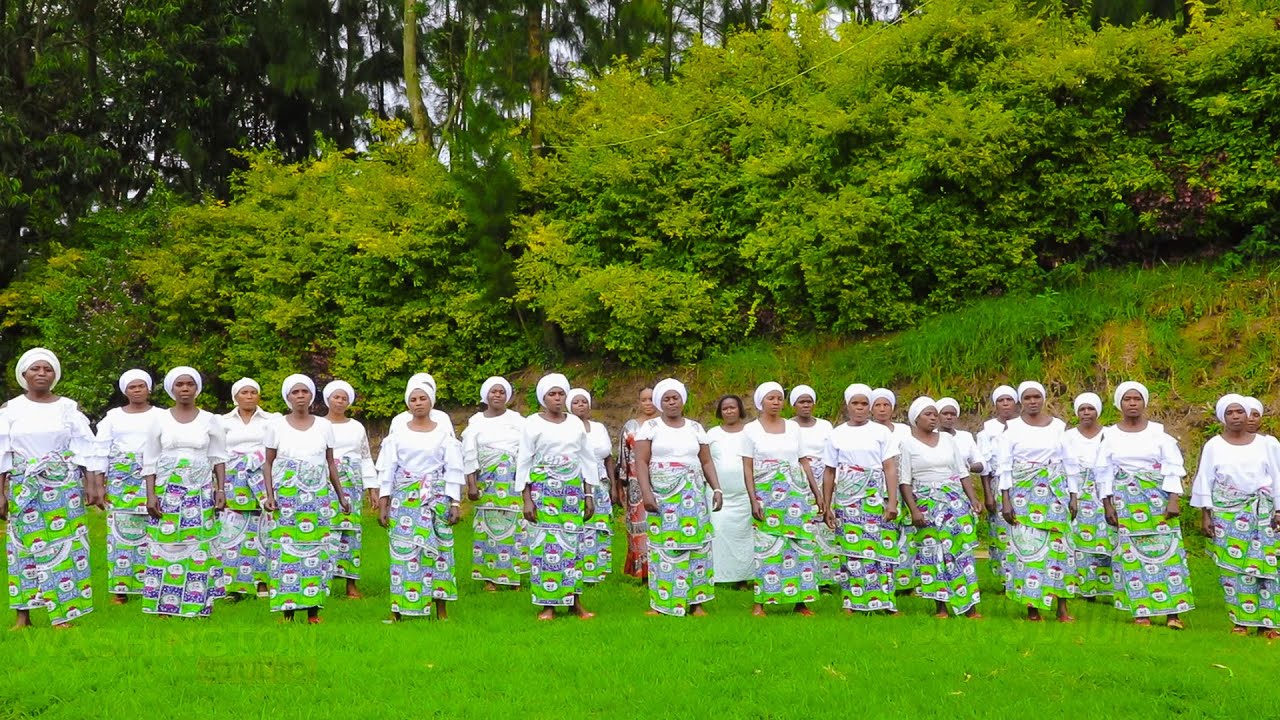 TOP 3 INDIRIMBO ZIMANA ZIKUNZWE by CHORALE ABARINZI