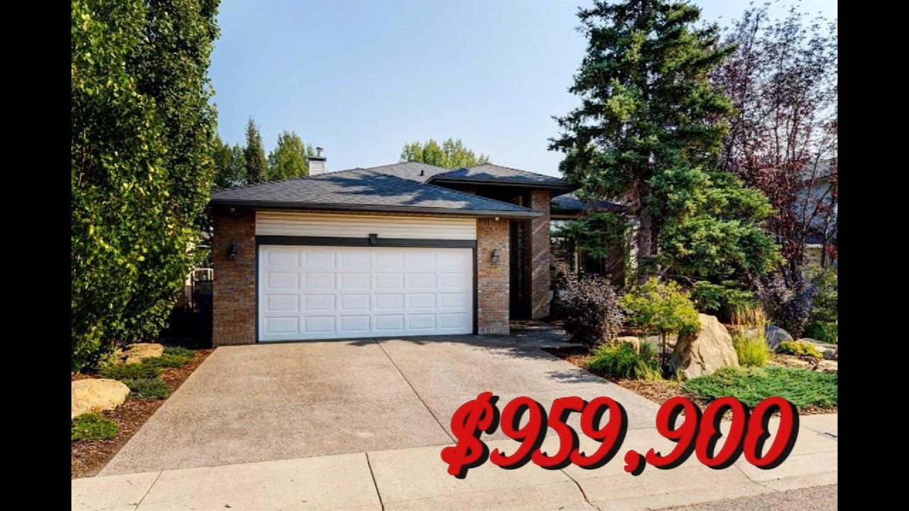 Bungalow in Woodlands with walkout basement