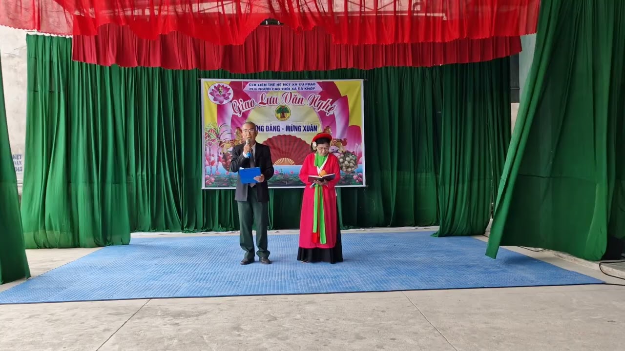 Diễn văn khai mạc mừng Đảng mừng xuân.Do Chủ nhiệm ,pcn CLB xã Cưprao th