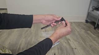 Dr Mom Slimline Stainless LED Pocket Otoscope with Soft White Natural Hue Light Spectrum screenshot 5