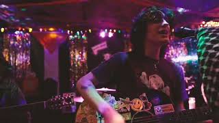 bugoff! unplugged! live at Pitstop