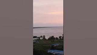 Matahari Terbenam Di Laut Cina Selatan