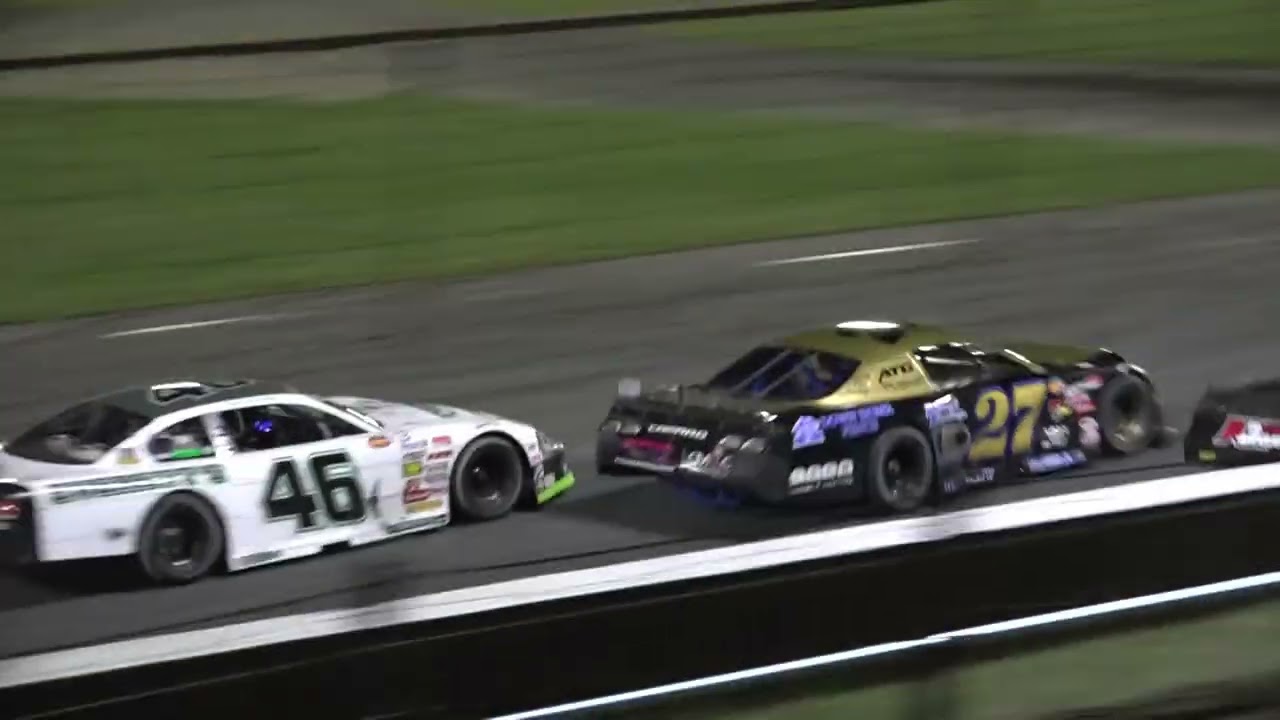 9.20.25 Seekonk Speedway Pro Stock Feature - YouTube