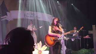 Holly Humberstone - The Walls Are Way Too Thin @ O2 Shepherd's Bush Empire, London 02/04/26