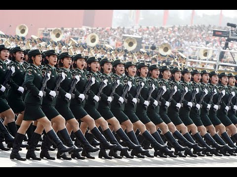 Çin Askerlerinin Geçit Töreni ve Yürüyüş Eğitimleri