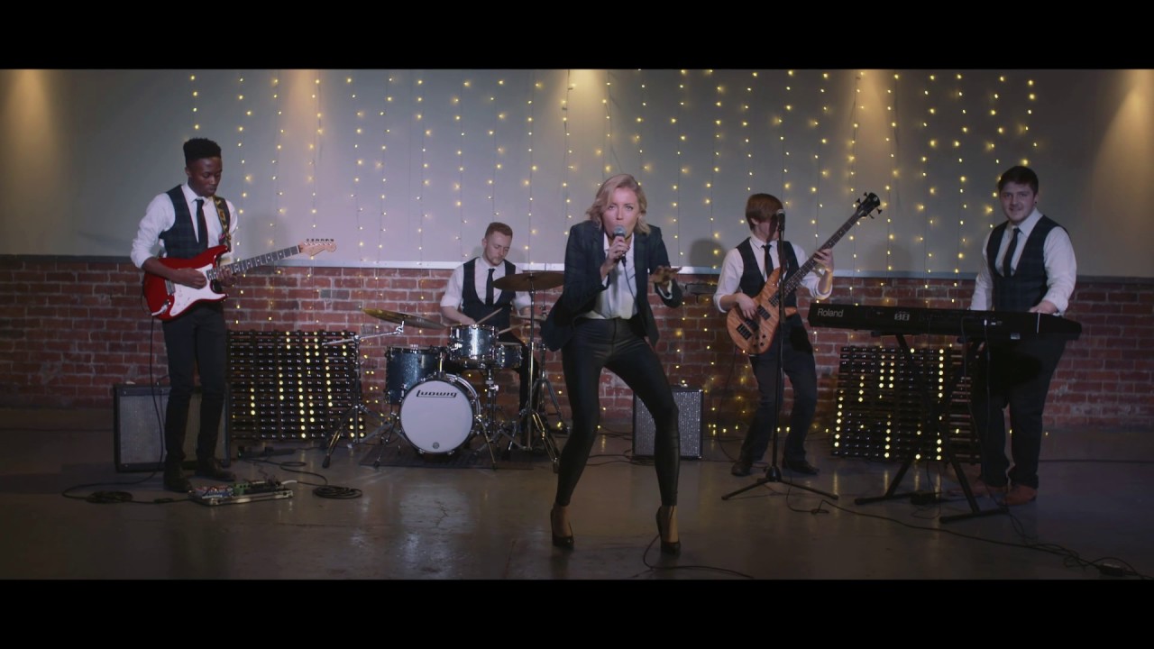 Rolling Keys Band Cover "Cake By The Ocean" by DNCE - Jonny Ross Music