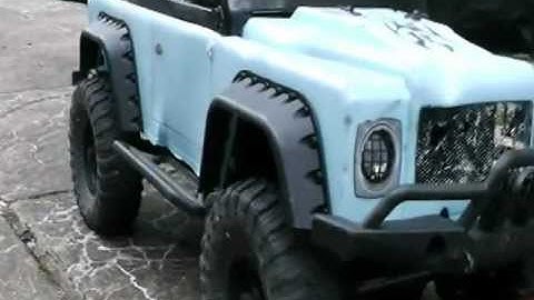 SCX10 Dingo RC back yard safari.mpg