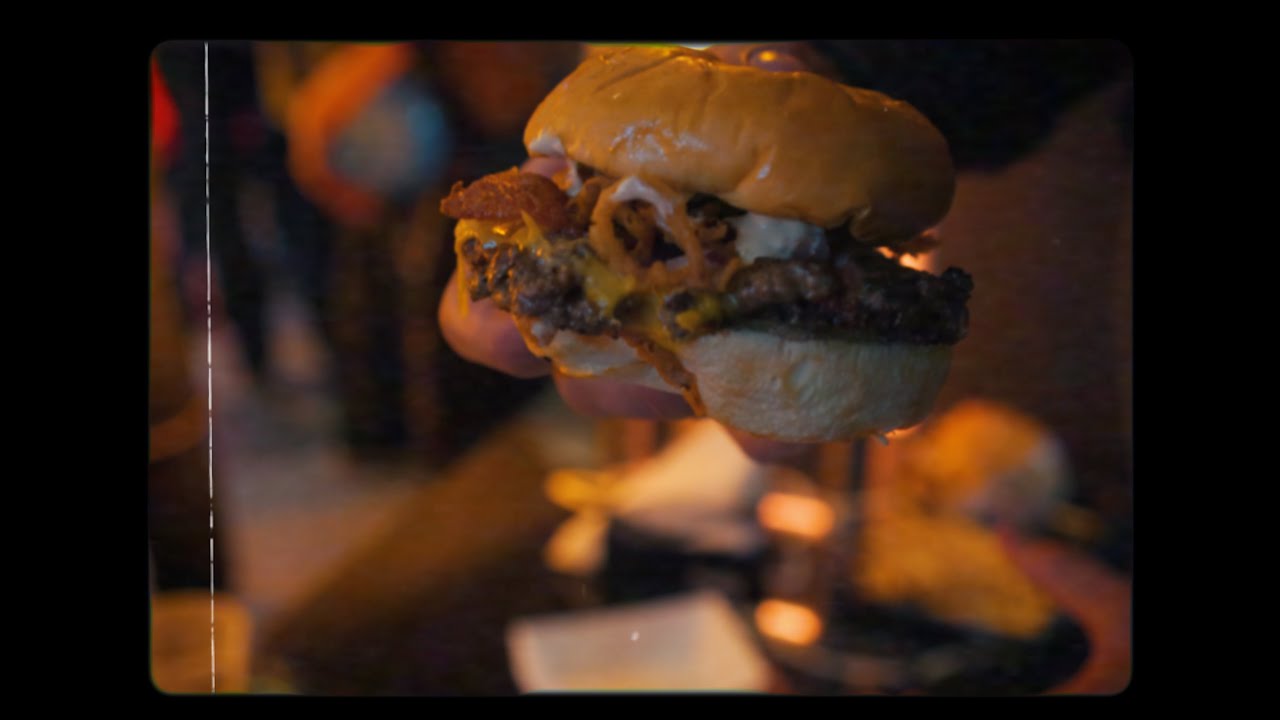 LA BIRRA BAR hace una fiesta en su nuevo local