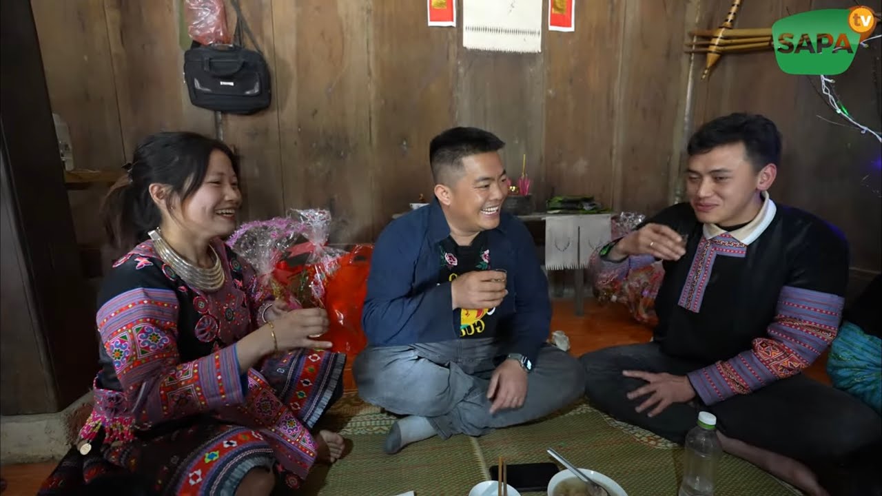 SAPA TV | ĐI ĂN TẾT CỦA NGƯỜI MÔNG THĂM NHÀ BÉ MÙA Y LIÊN