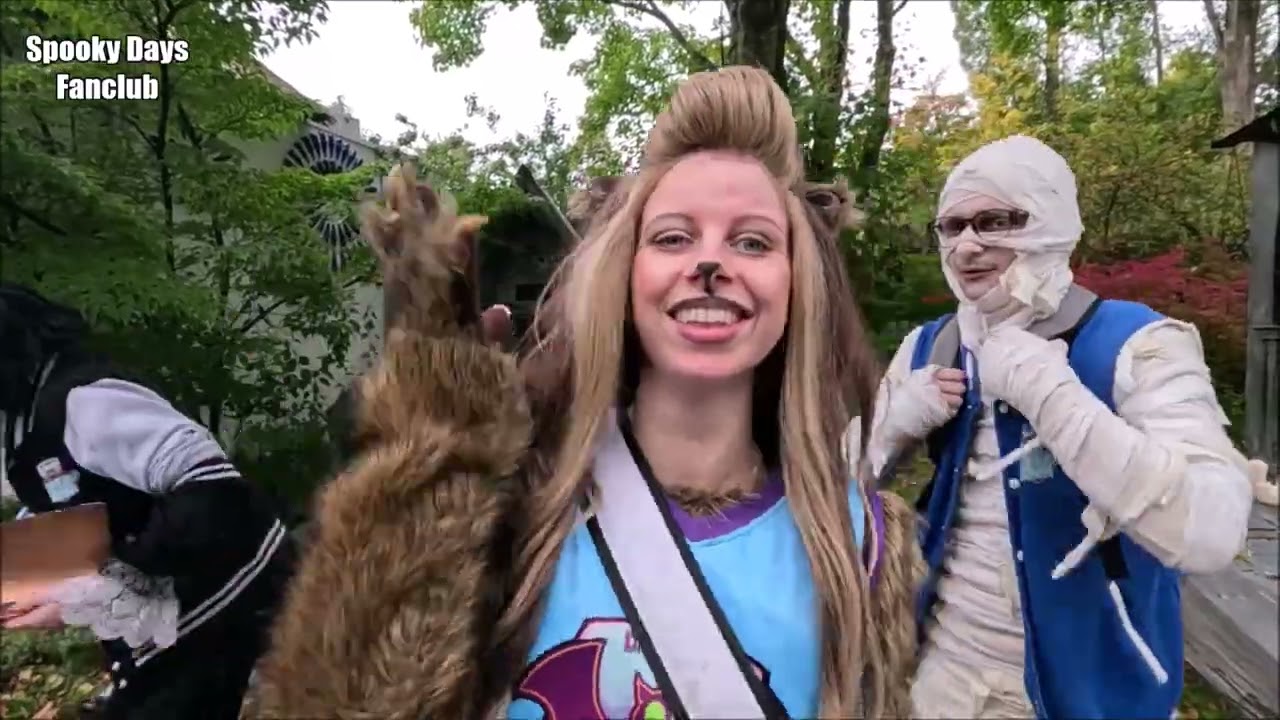 Halloween Spooky Days 2025 - Ghostly Graveyard (Compilatie Video)