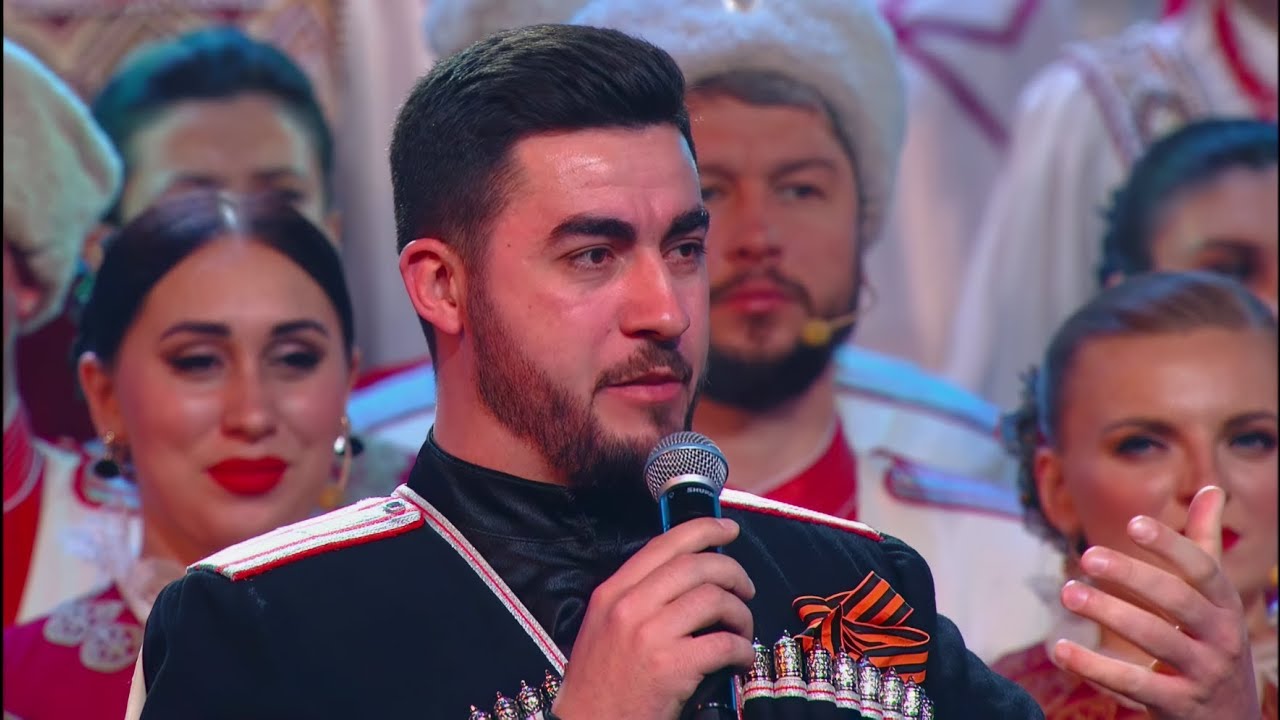 Сводный хор фестиваля Добровидение, "Прощание славянки". Солист Аркадий Демидов, (12.05.2025). Сводный хор фестиваля Добровидение, "Прощание славянки". Солист Аркадий Демидов, (12.05.2025).