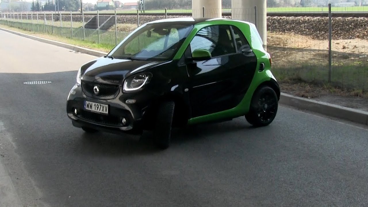 smart fortwo electric: agility in parking manouvering :: [1001cars]
