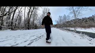 OneWheel Snow Riding Had to Run out a Close Call at the End.