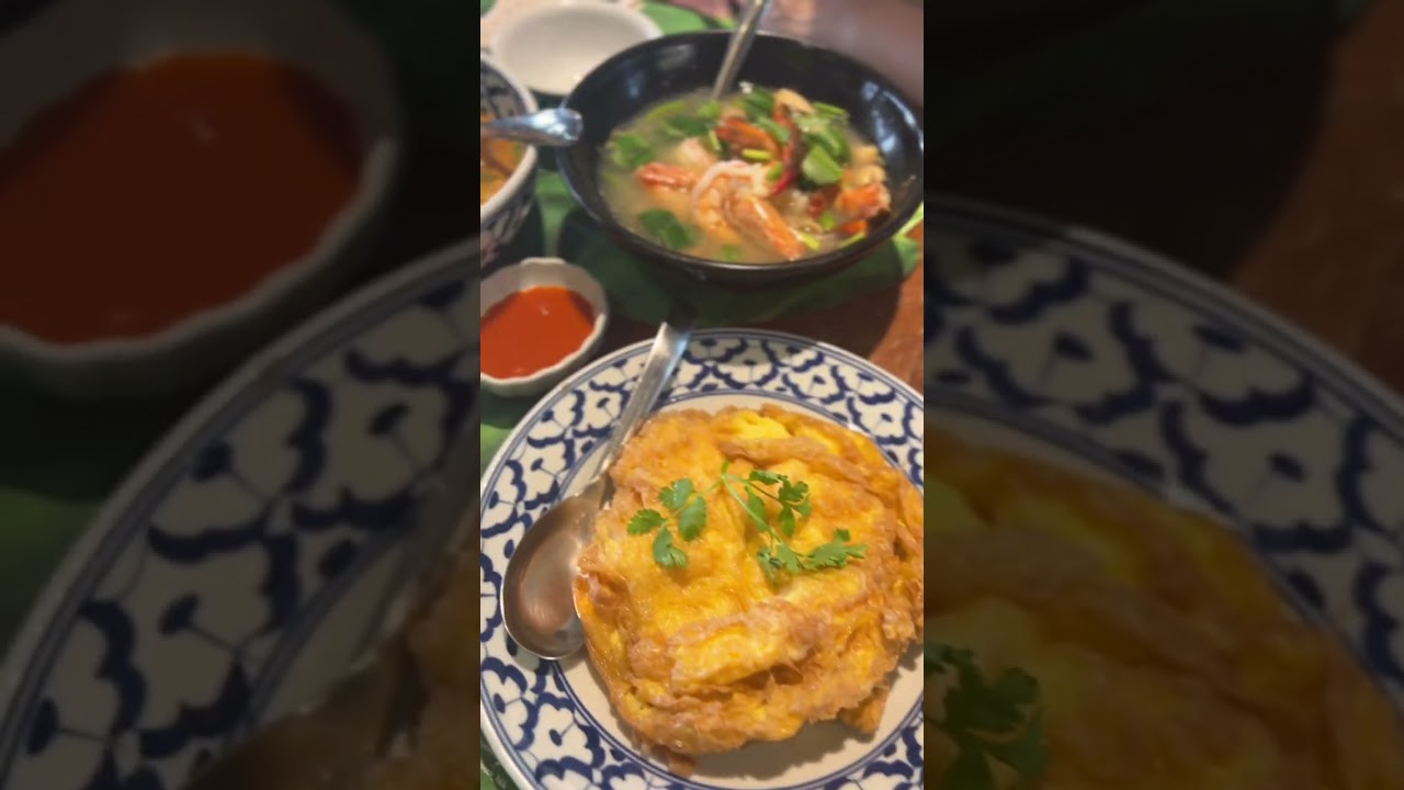 Ros'niyom at Tha Maharaj @Bangkok