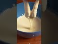 Хоусткі креветки з соусом із згущеноо молока