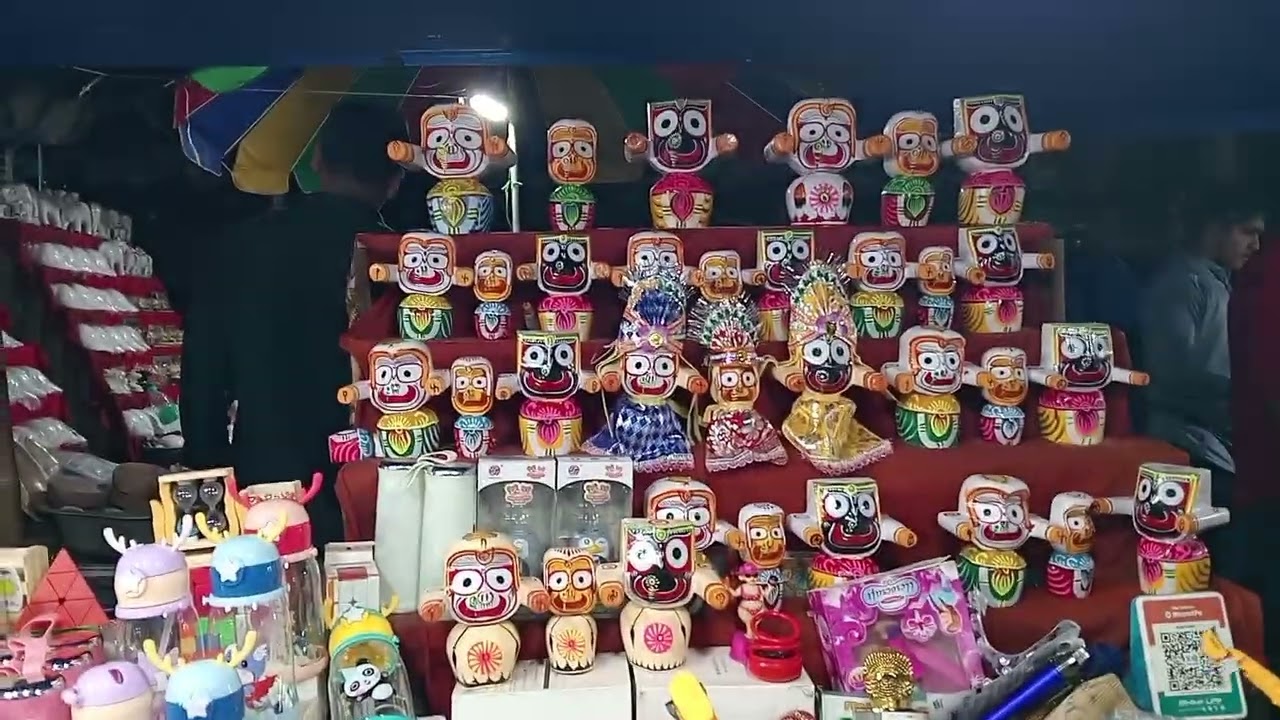 ପୁରୀ ରେ fast time ରାତି ରେ 🌃🌉  ବୁଲିବାକୁ ଆଇଛି ।