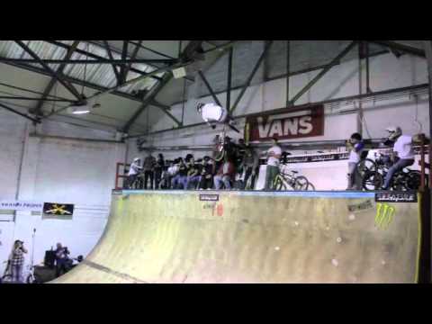 BMX - "Vert's not dead" jam