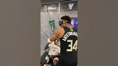 ｜【2021NBA总决赛】每人都来一根！字母哥在更衣室派发雪茄｜ - 天天要闻