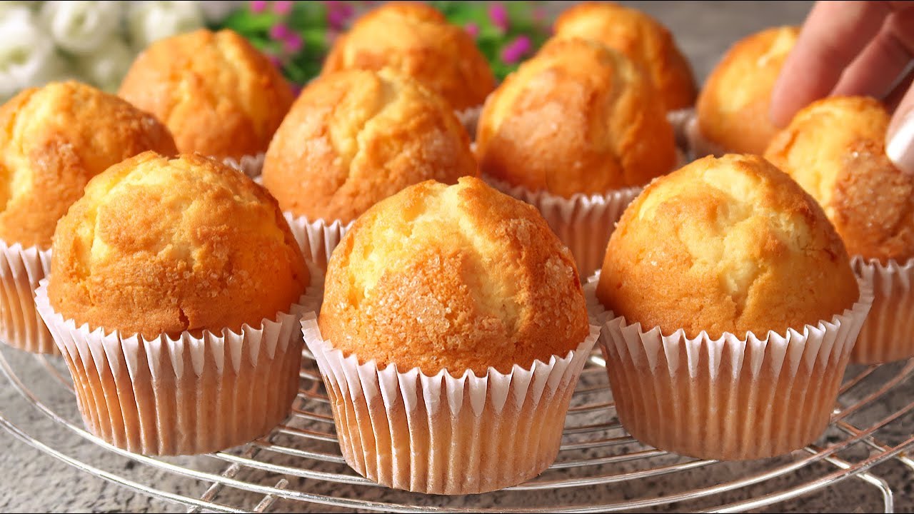 Все смешали и в духовку! Самый простой и вкусный рецепт маффинов! К чаю!