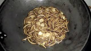 Chichaworm (Fried superworm)