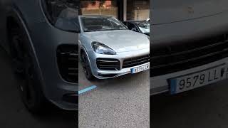 Porsche Cayenne e hybrid #carspotting