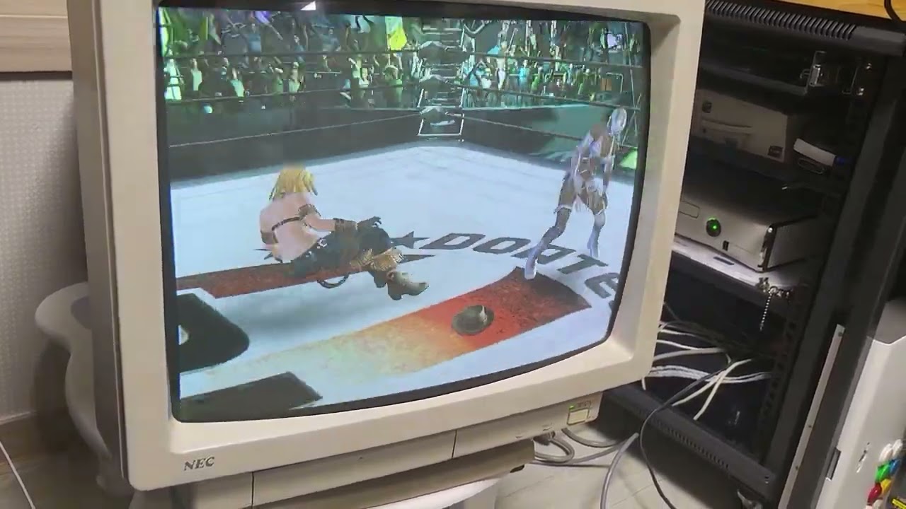 NEW NEC CRT & XBOX360