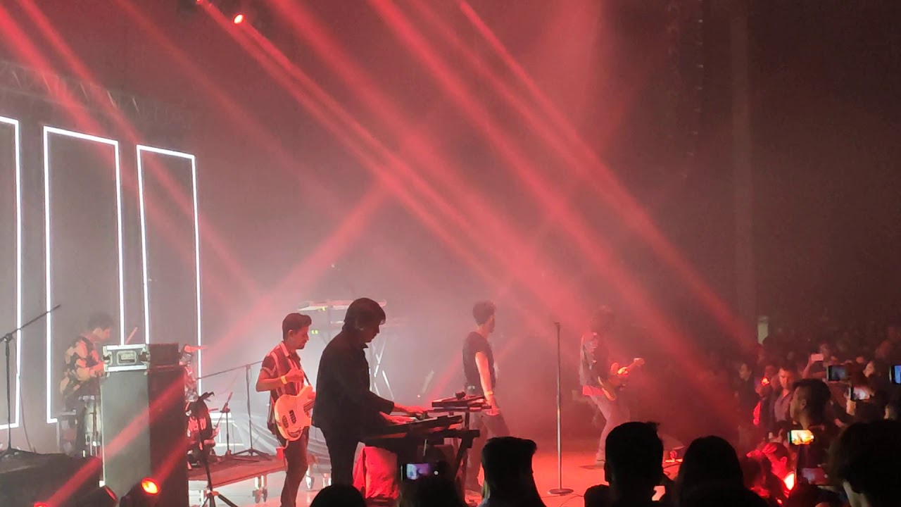 Estatua Roja Odisseo (Alfredo del Mazo 07.03.20) YouTube