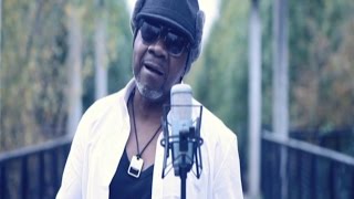 PAPA WEMBA -  POULE DE LA MORT (CLIP)