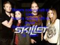 Skillet - Savior (Lyrics)