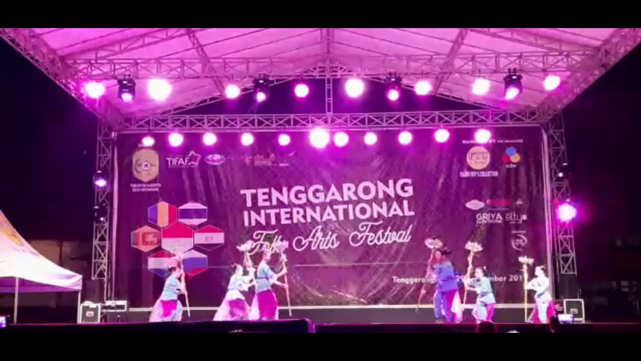 Sanggar Tari Bebaya indonesia on Tenggarong International Folk Arts Festival