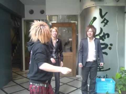 ゴールデンボンバー？？？