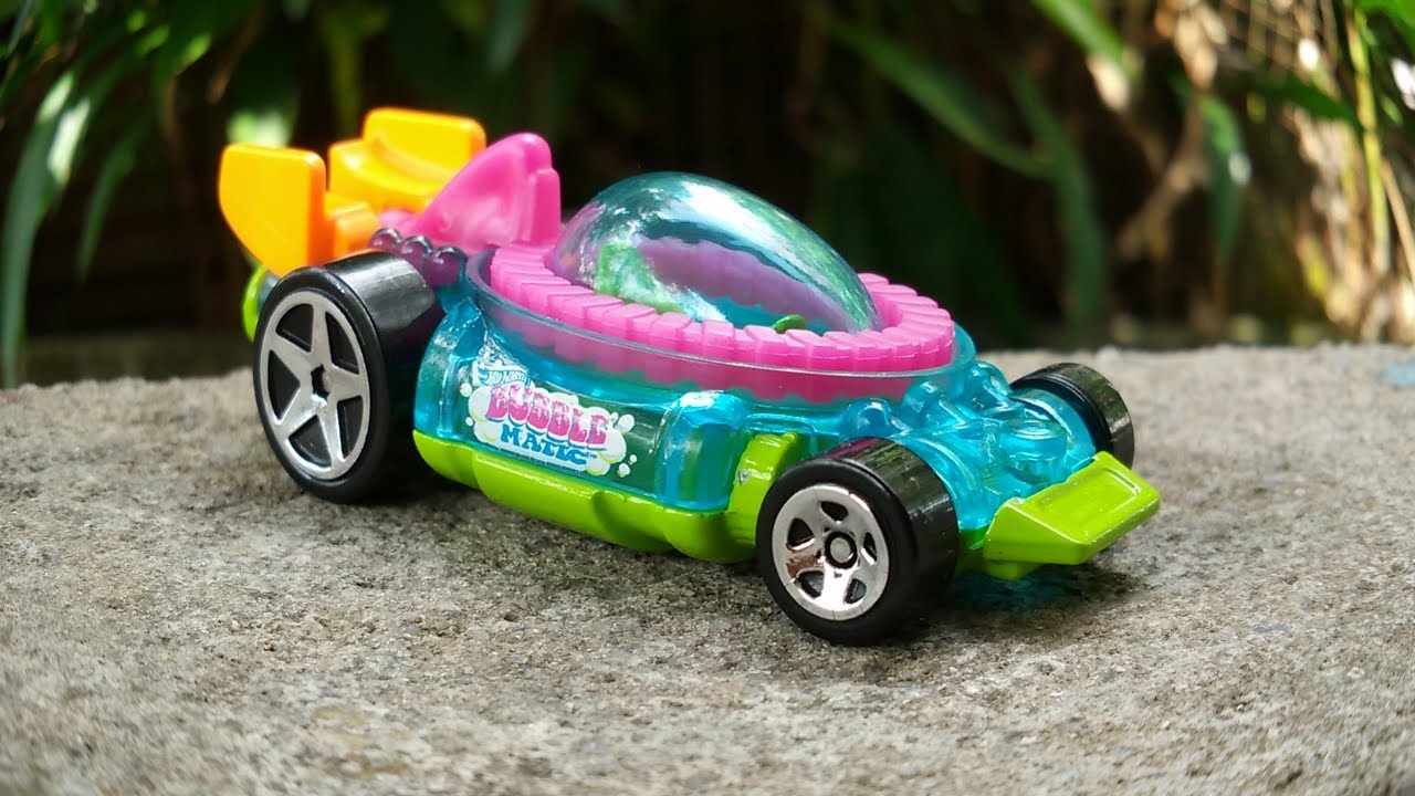2018 Hot Wheels New Car F Case BUBBLE MATIC Awesome ! YouTube