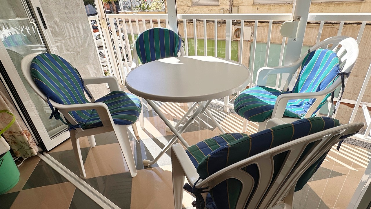 Piso en Torre del Mar, 2 dorm, terraza, zona de poniente.. Ref:TM1903