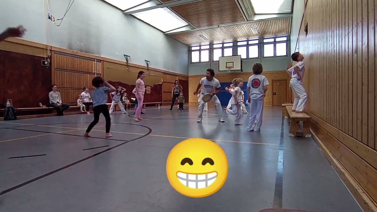 CAPOEIRA FÜR KINDER | STOP TANZ | PROFESSOR SALAME 