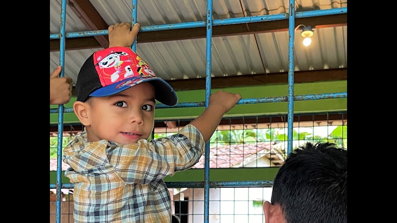 Hoekstra Electric Teams with SonLight Power on Mission Trip in Honduras