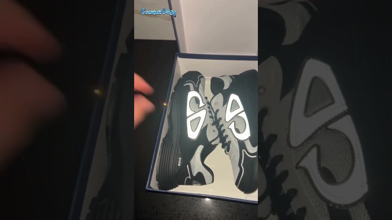 Minimalist flex in motion ⚡ Dior B30 Black. Would you rock these? 