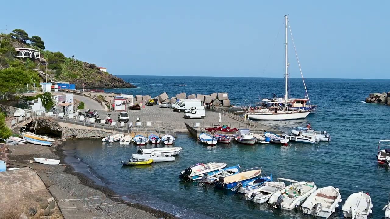 ⁣Die Insel Ustica