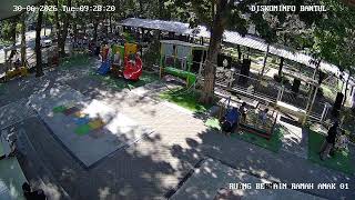 Live CCTV Masjid Agung Play Area, Bantul