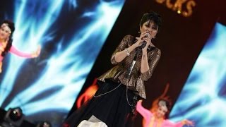 Singer Bhoomi Trivedi Singing Ram Chahe Leela Live Performance