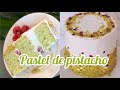 Delicioso pastel de Pistacho, relleno de mousse de pistacho y frambuesas￼