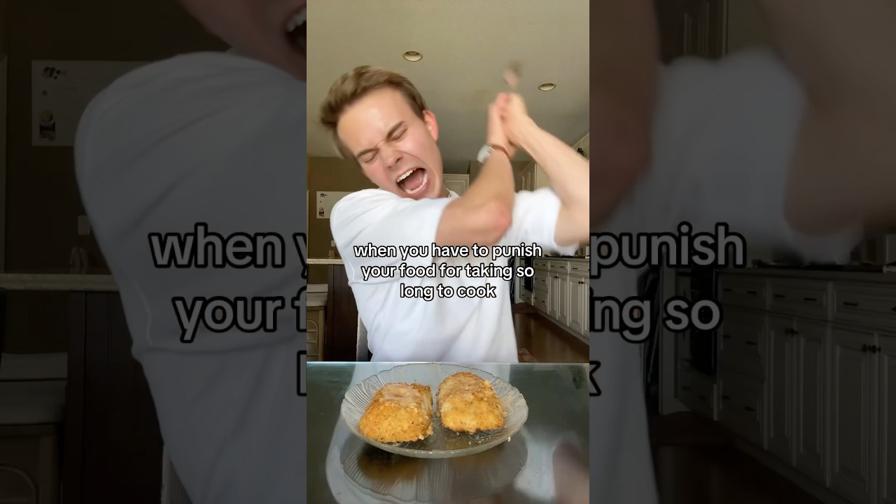 I play with my food too much😭