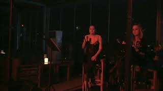Pınar Hatipoğlu - Girls on Stage Resimi
