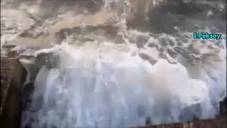 Sensi̇n Beni̇m Güzeli̇m