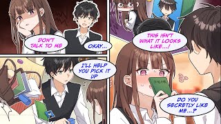[Manga Dub] The girl who always glares at me panicked when a photo of me fell out of her bag