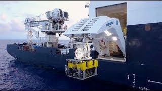 The RV Petrel The AUV Hydroid Remus 6000