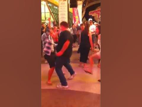 Drunk guy dancing on Fremont Street, Las Vegas - YouTube