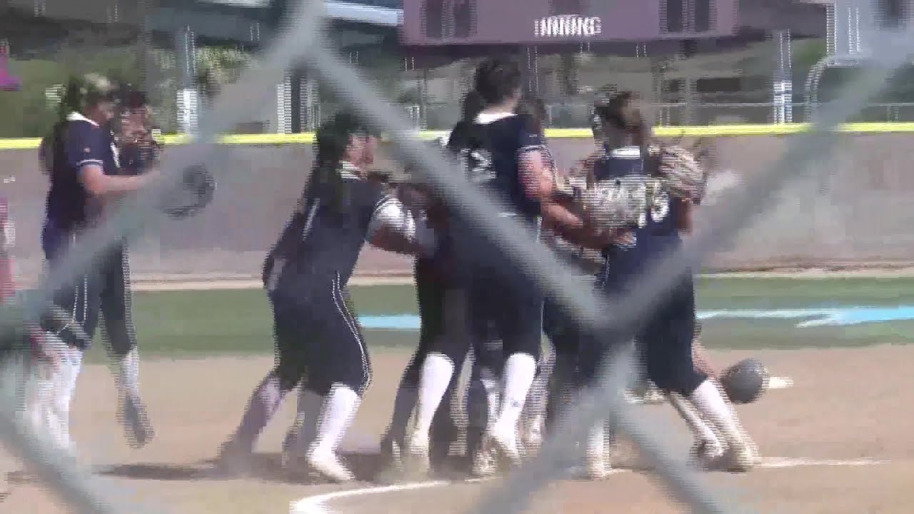 Orcutt Academy celebrates CIF-State SoCal Regional D5 softball title